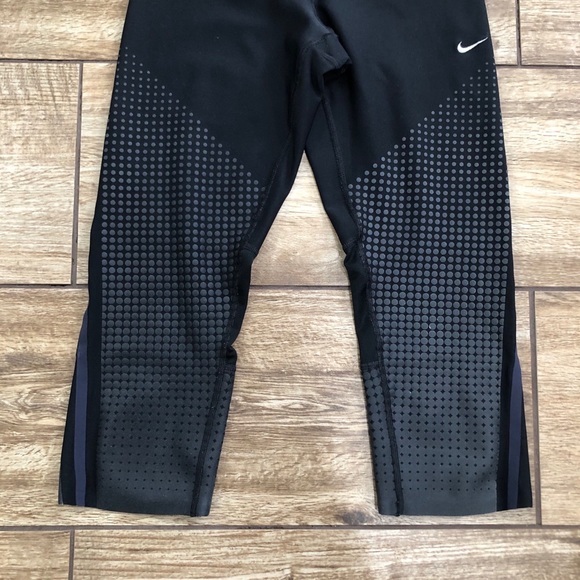 Nike leggings Size Small Dri Fit Reflective Speed - Picture 4 of 8